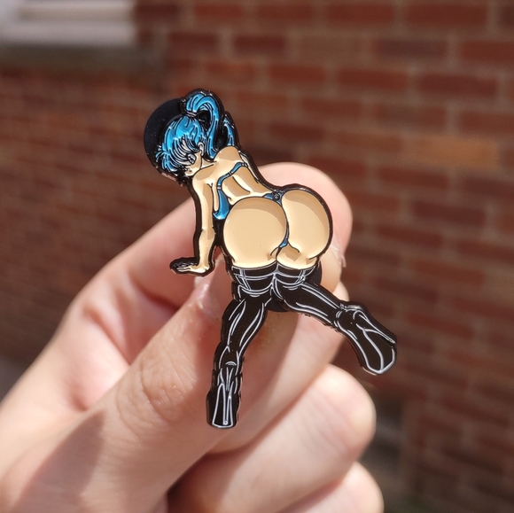 DBZ Beach Bulma Enamel Set (5pc) - Picture 2 of 6